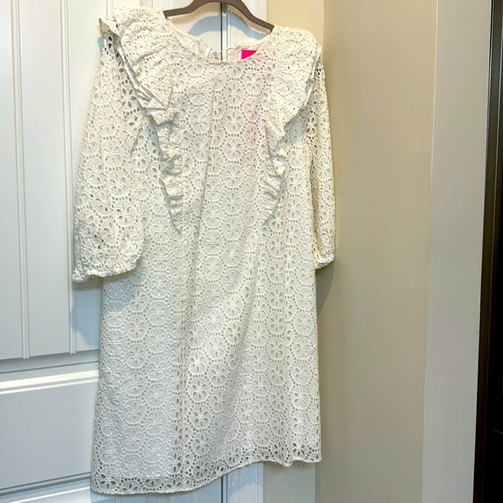NWT BEAUTIFUL LILLY PULITZER PRIMM DRESS…RESORT WHITE PETITE SAND DOLLAR EYELET.